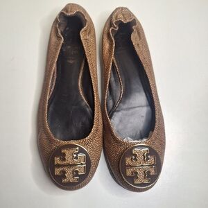 TORY BURCH Reva coconut brown stingray logo detail ballet flats 